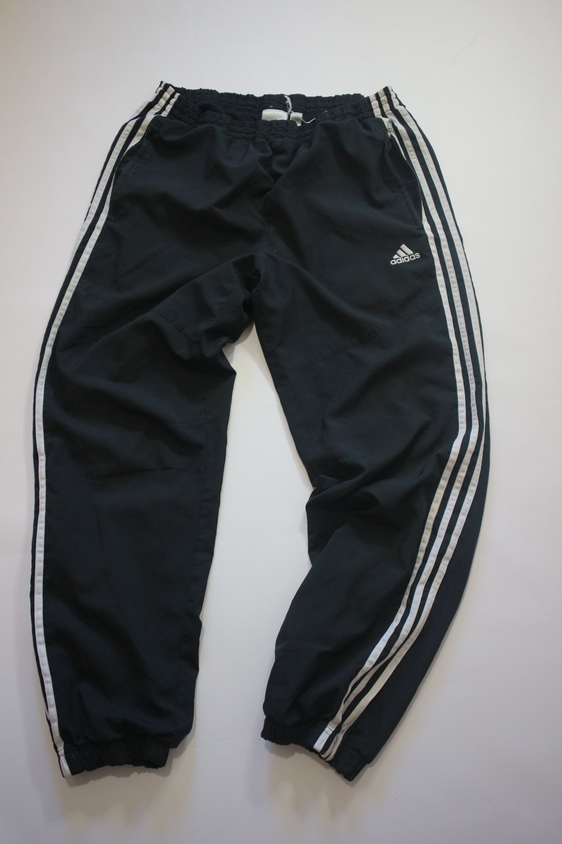 Adidas Clasical All Black Trackpant